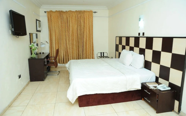 Richton Hotel & Suites