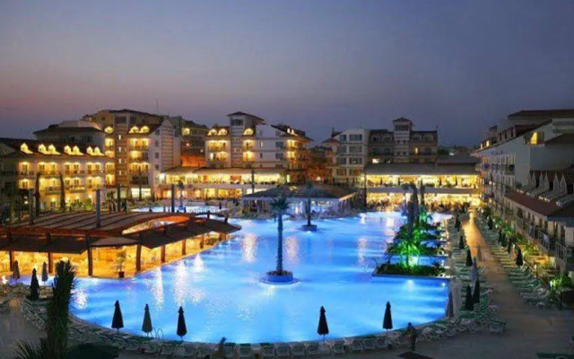 Grand Pearl Beach Resort And Spa