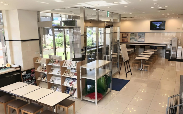 Toyoko Inn Kenkyu-gakuen Ekimae