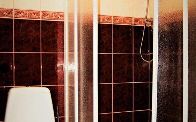 Отель «Утомленные солнцем»