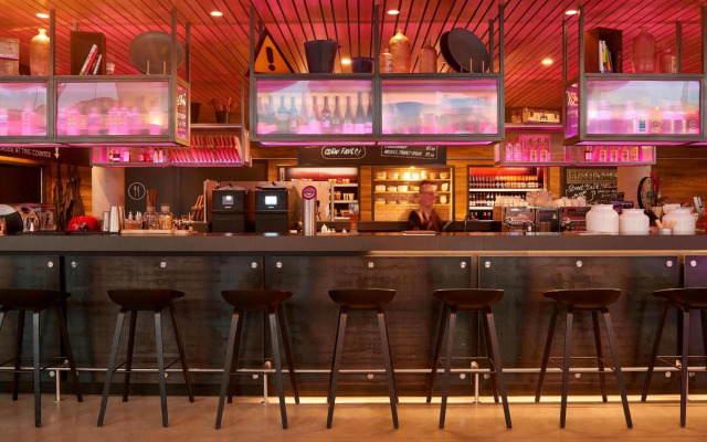 MOXY Frankfurt Eschborn