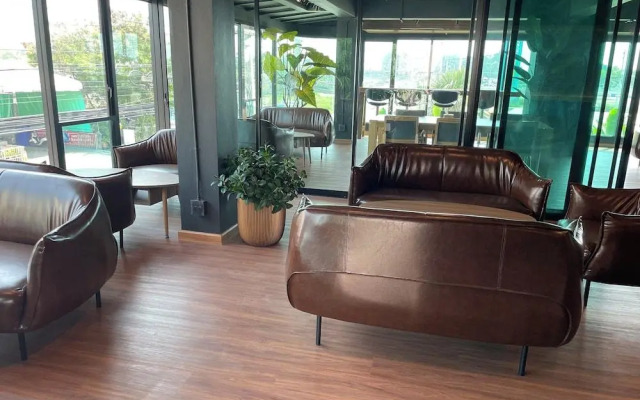 The Bedrooms Maeklong Service Apartment