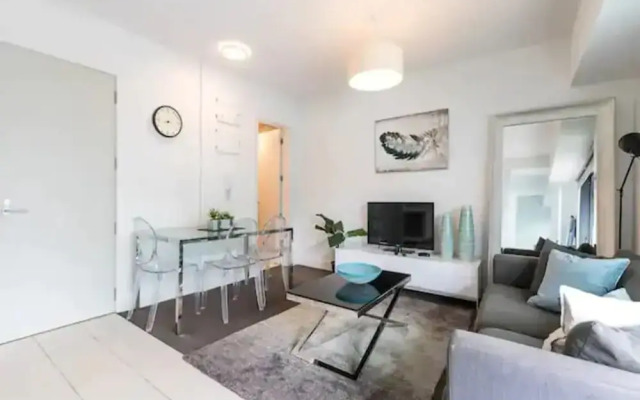 Superb One Bedroom Apartment Near Britomart