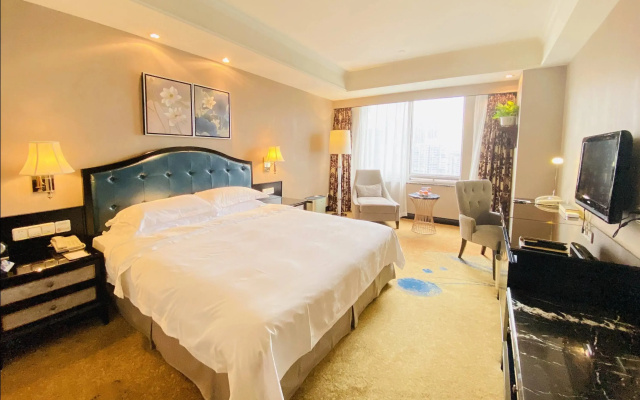 Ramada Plaza Tian Lu