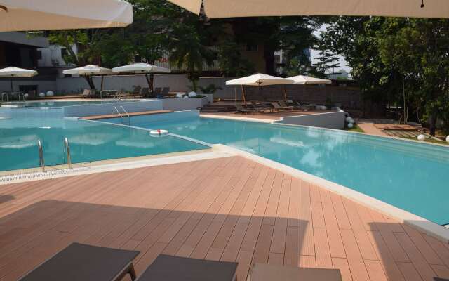 Radisson Blu M'Bamou Palace Hotel