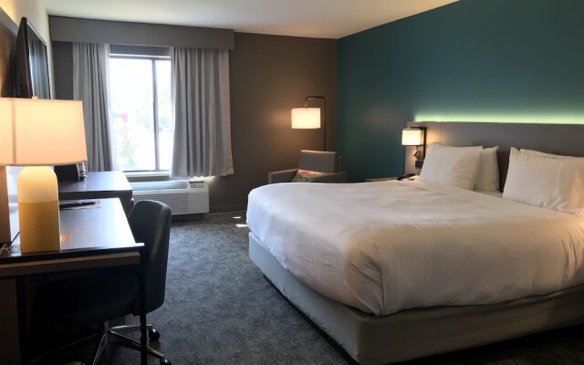 Holiday Inn Express Germantown Nw Milwaukee