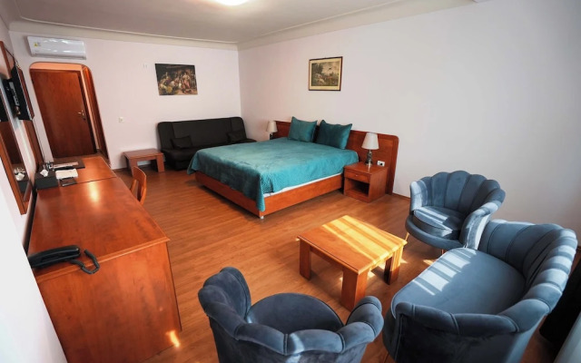 Hotel Gold Inn
