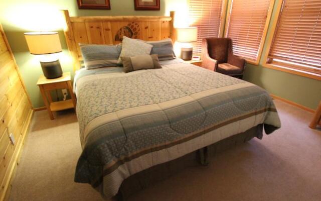 Snowcreek by Mammoth Reservations