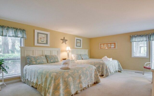 Centre Court by RedAwning