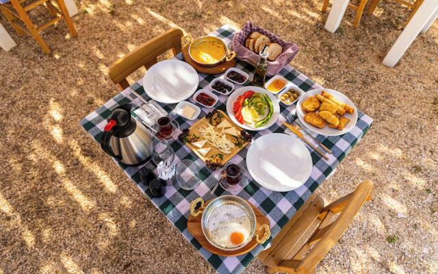 Ali Baba Ciftligi Alacati