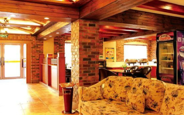 Aiju Chain Hotel (Yingkou Xuefu Road Jingangshan Branch)