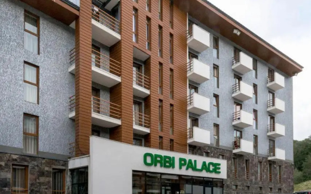Orbi Palace Mountain