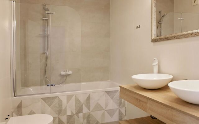 Modern Villa in Kaštel Novi With Private Pool