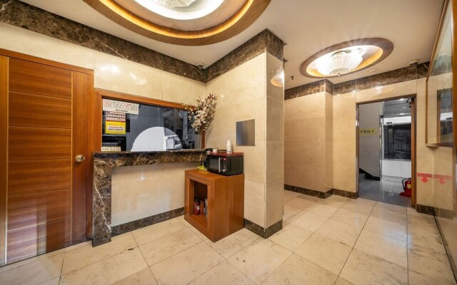 Goyang (Hwajeong) Karma Hotel