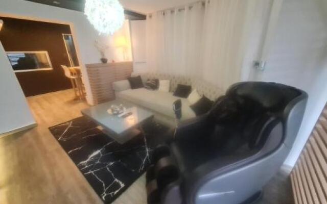Jo`s Luxus Suites