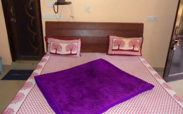 Hotel Classic 7 by OYO Rooms