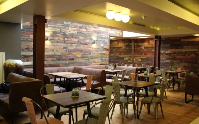 The Stay Club Willesden