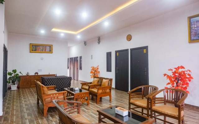 RedDoorz Syariah near Sleman City Hall 4