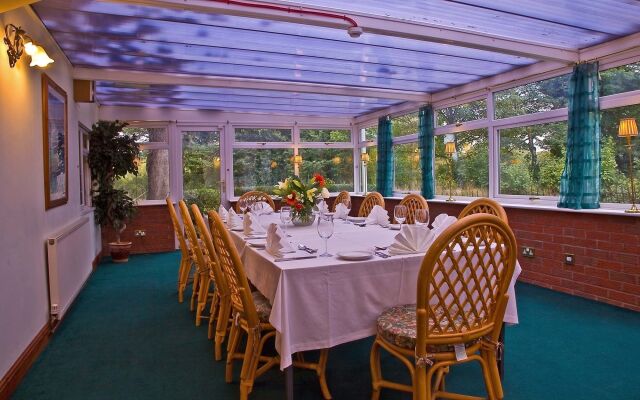 The Cedars Hotel