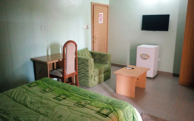 Mataan Hotel  Suites