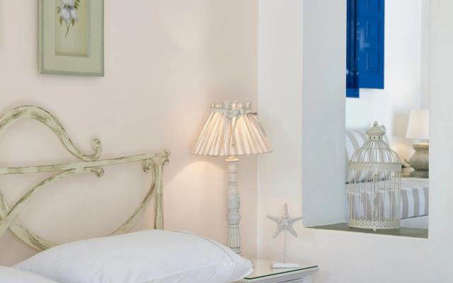 Folegandros Apartments