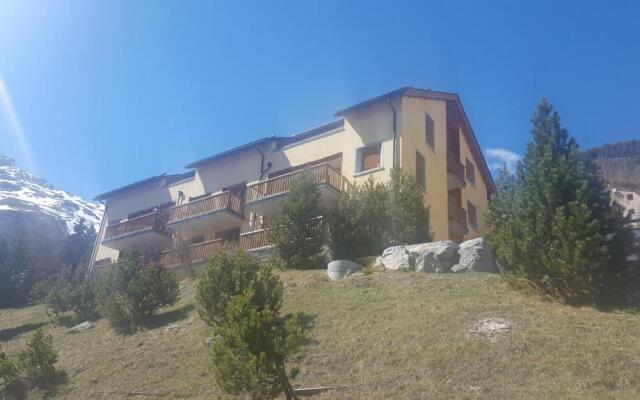 Relaxing confortable studio, heated garage, skiroom