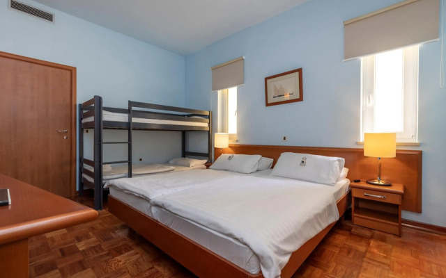 Family Resort Hotel Manora