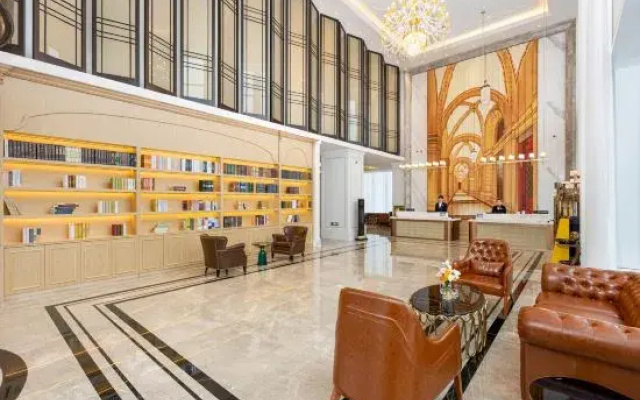 Vienna International Hotel (Chongqing Fuling Baolong Plaza Branch)