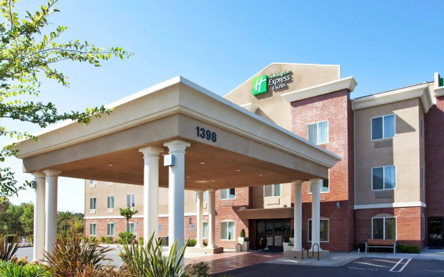 Holiday Inn Express Hotel & Suites Roseville-Galleria Area by IHG