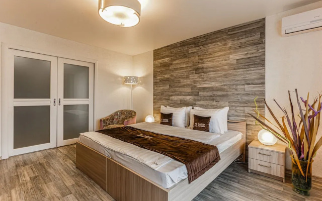 Inndays Apartment on Yasenevo