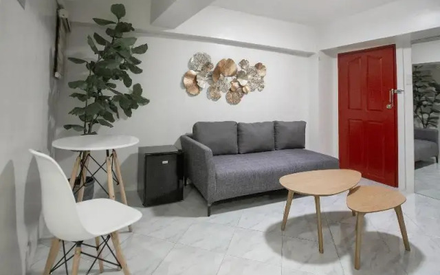 Circuit Hostel by OYO Rooms