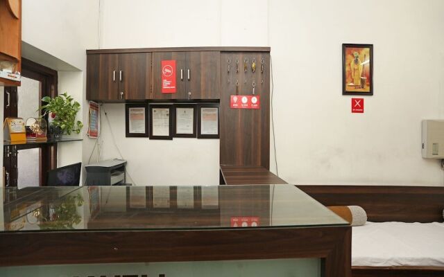 Oyo 9853 Hotel Haveli Inn