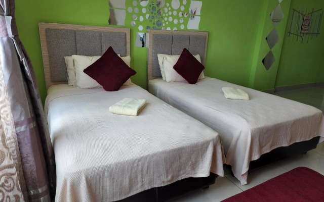 The Viana Apartment IV