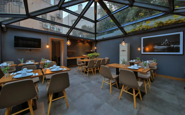 Hotel Alilass