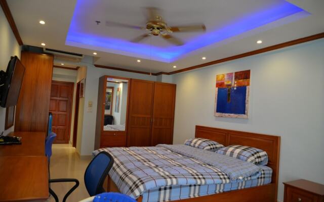 Jomtien Beach Condo 5th Floor Studio Apartment