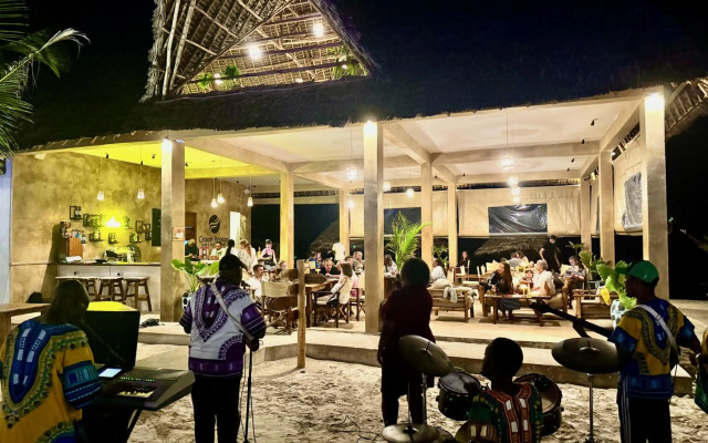 Mayai Ocean Resort