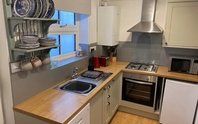 Demeter Holiday Cottage