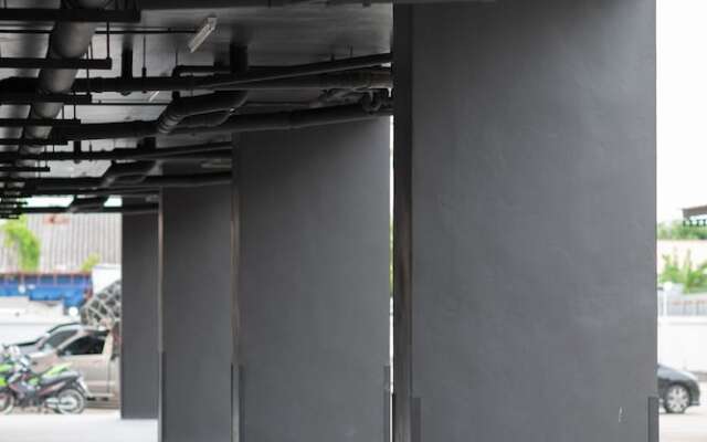 Oblique Apartment