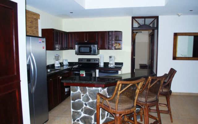 5th Flr Ocean View Penthouse with 2 Level Balcony