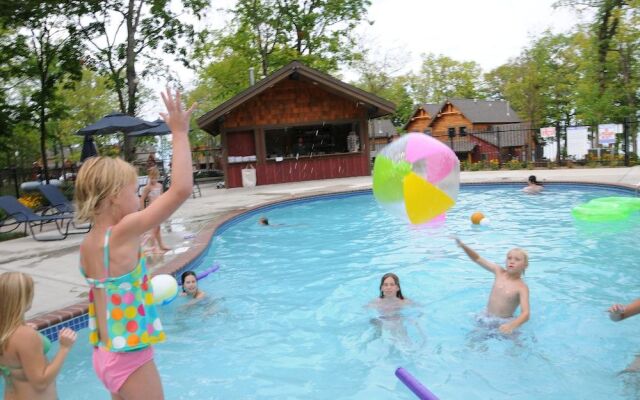 Trappers Landing Lodge