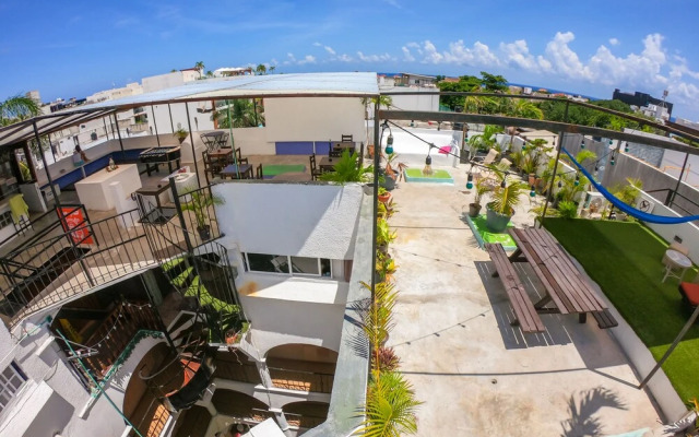 Izsla Suites