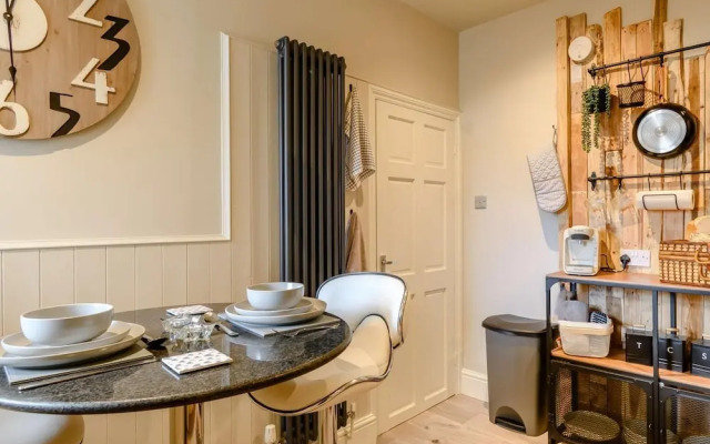 Nirvana Apartment Sunniest Spot in Scarborough