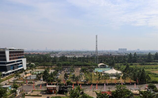 Comfy Stay Studio At Sayana Bekasi Apartment