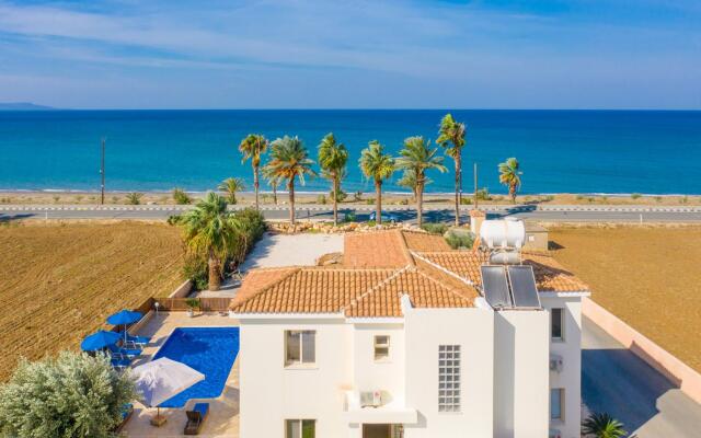 Villa Seashore One Large Private Pool Walk to Beach Sea Views A C Wifi - 3150