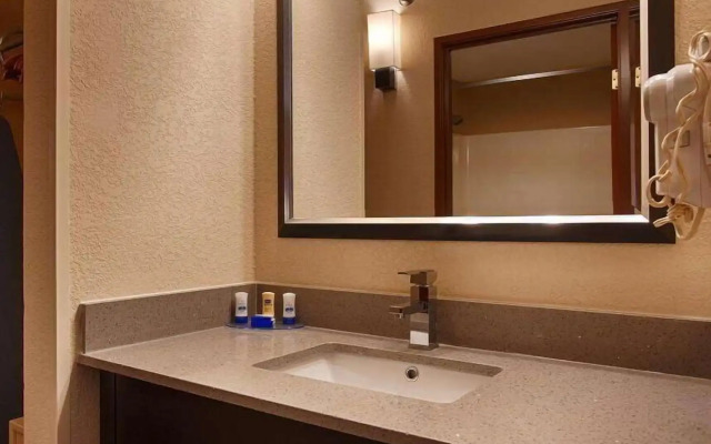 Days Inn by Wyndham Indiana PA Near IUP