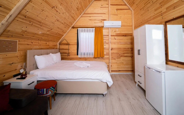 Marvelous Bungalow With Private Pool in Fethiye