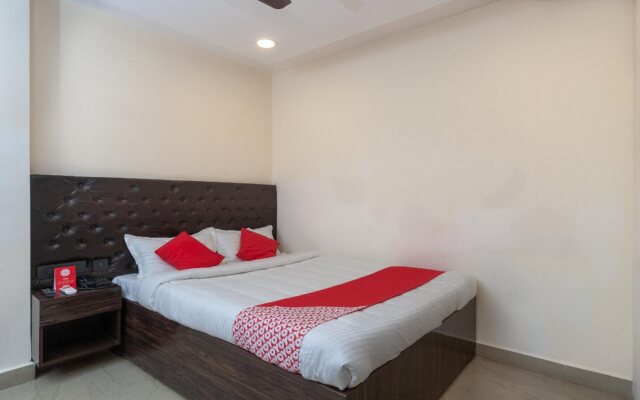Hotel Lions India by OYO Rooms