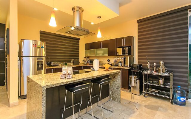 Mamitas Village by Playa Moments