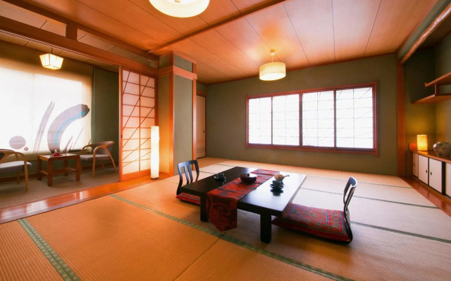 Beppu Koraku