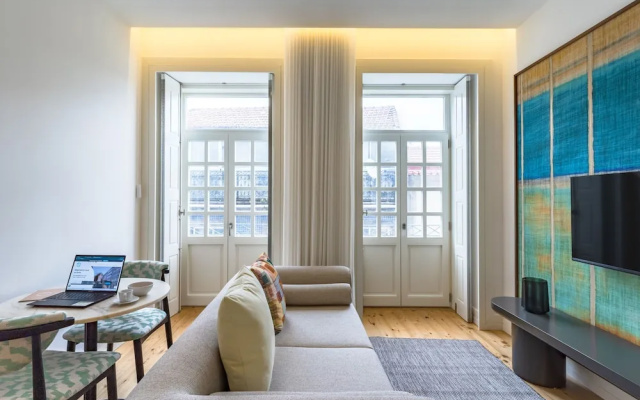 Feel Porto Cl Rigos Charm Flat 2 2